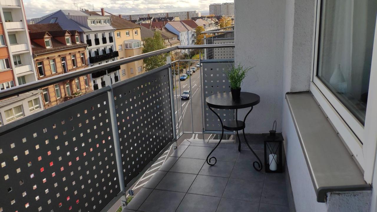 Zen Apartments - Geraeumig Fuer 4 - Zentral - Balkon - Netflix Karlsruhe Exterior photo